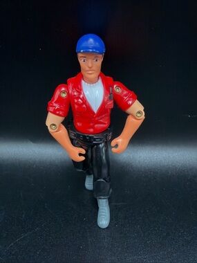 Maisto Adventure Wheels Motorcycle Rider W/Red Shirt & Hat 4” Action Figure  Toy